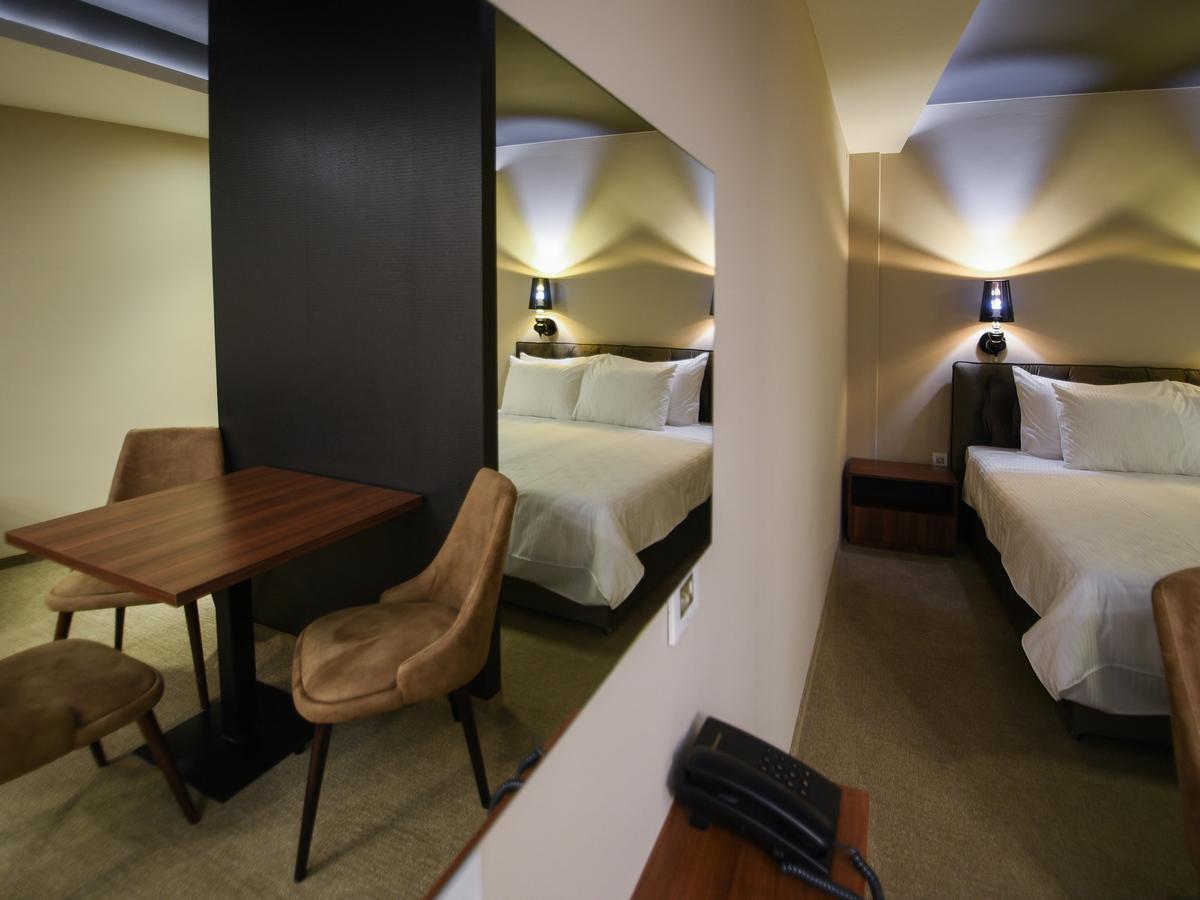 Hotel Ideo Lux Ni Εξωτερικό φωτογραφία