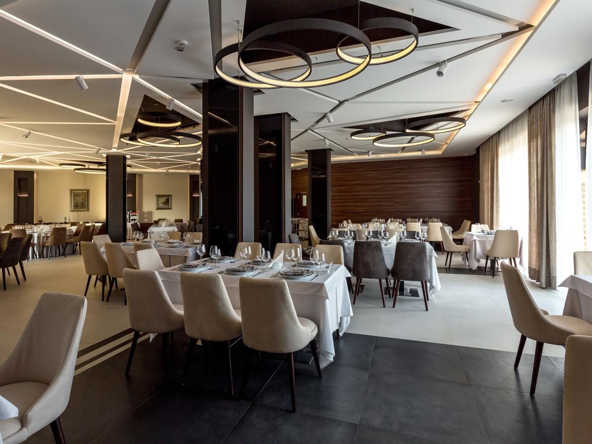 Hotel Ideo Lux Ni Εξωτερικό φωτογραφία