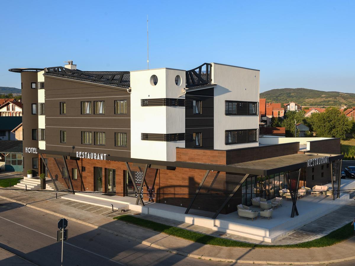 Hotel Ideo Lux Ni Εξωτερικό φωτογραφία