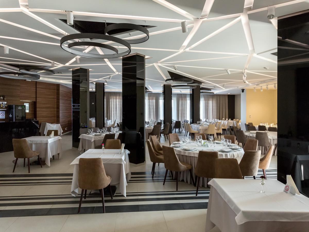 Hotel Ideo Lux Ni Εξωτερικό φωτογραφία