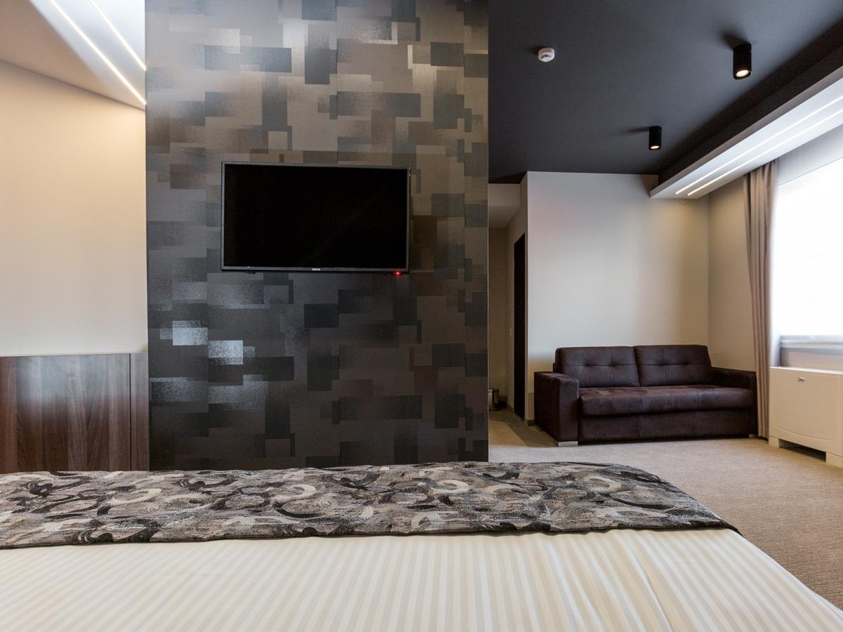 Hotel Ideo Lux Ni Εξωτερικό φωτογραφία