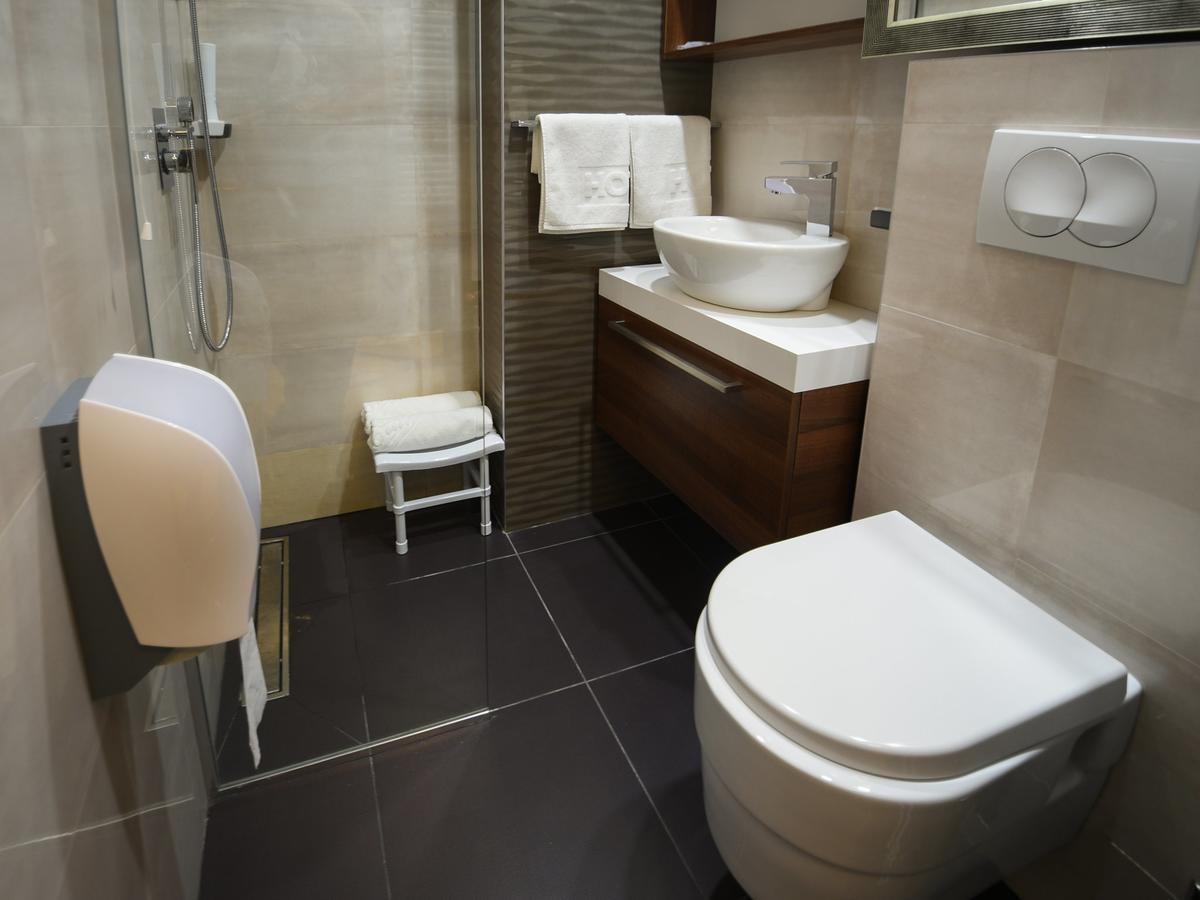 Hotel Ideo Lux Ni Εξωτερικό φωτογραφία