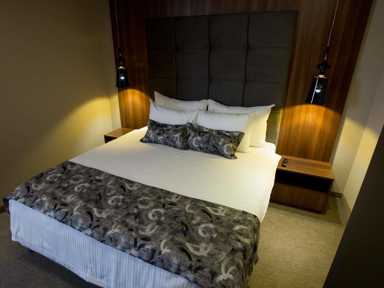 Hotel Ideo Lux Ni Εξωτερικό φωτογραφία